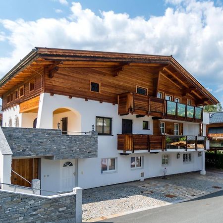 Apartment Near The Hahnenkamm Cable Car Kitzbühel Eksteriør billede