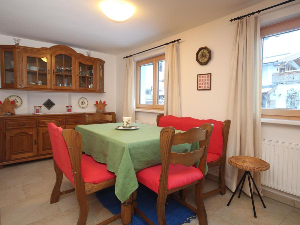 Apartment Near The Hahnenkamm Cable Car Kitzbühel Eksteriør billede