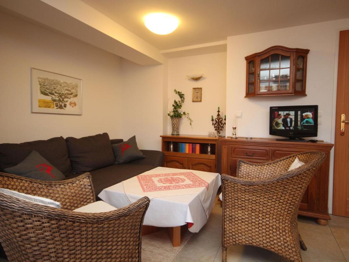 Apartment Near The Hahnenkamm Cable Car Kitzbühel Eksteriør billede