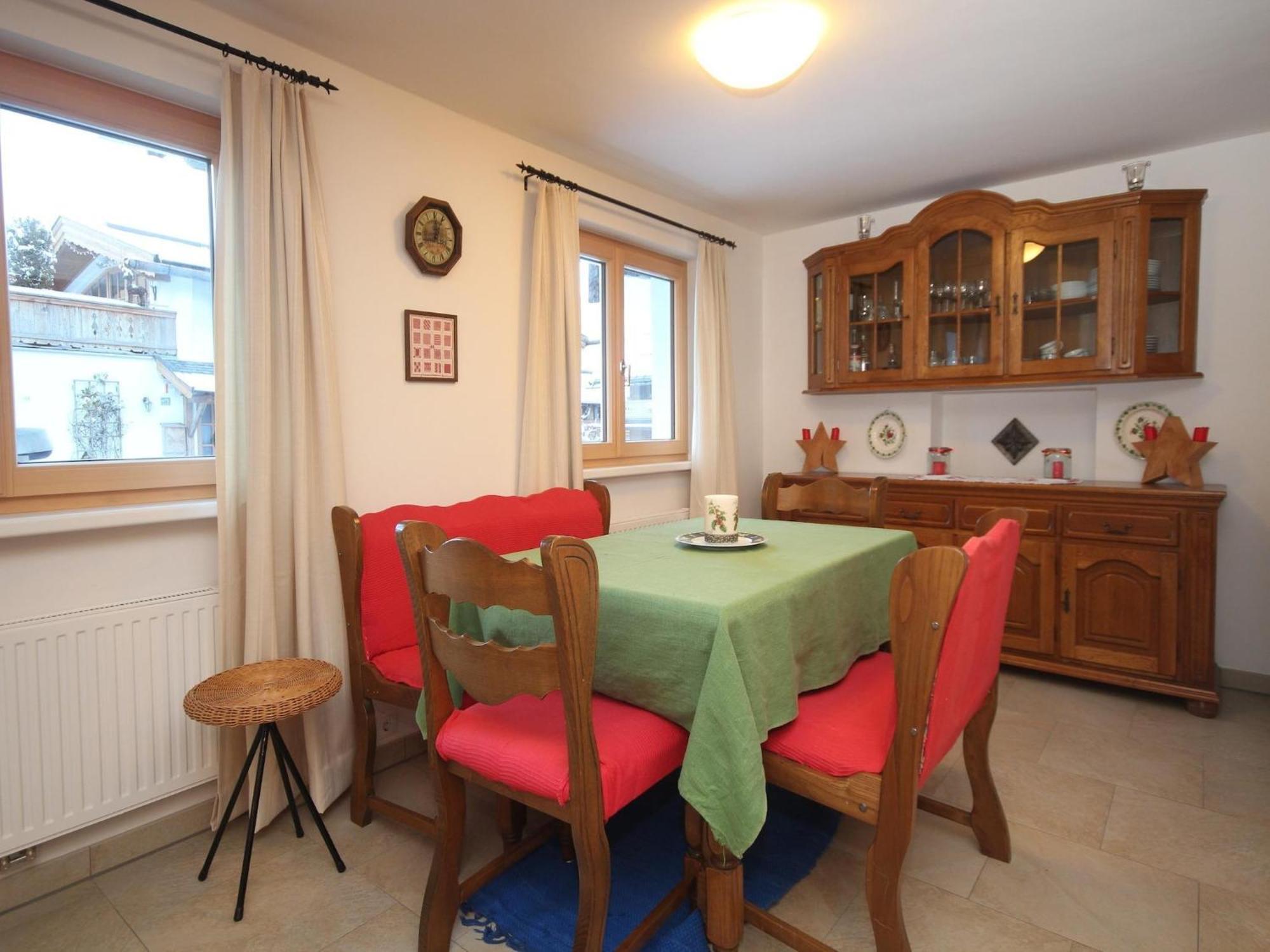 Apartment Near The Hahnenkamm Cable Car Kitzbühel Eksteriør billede