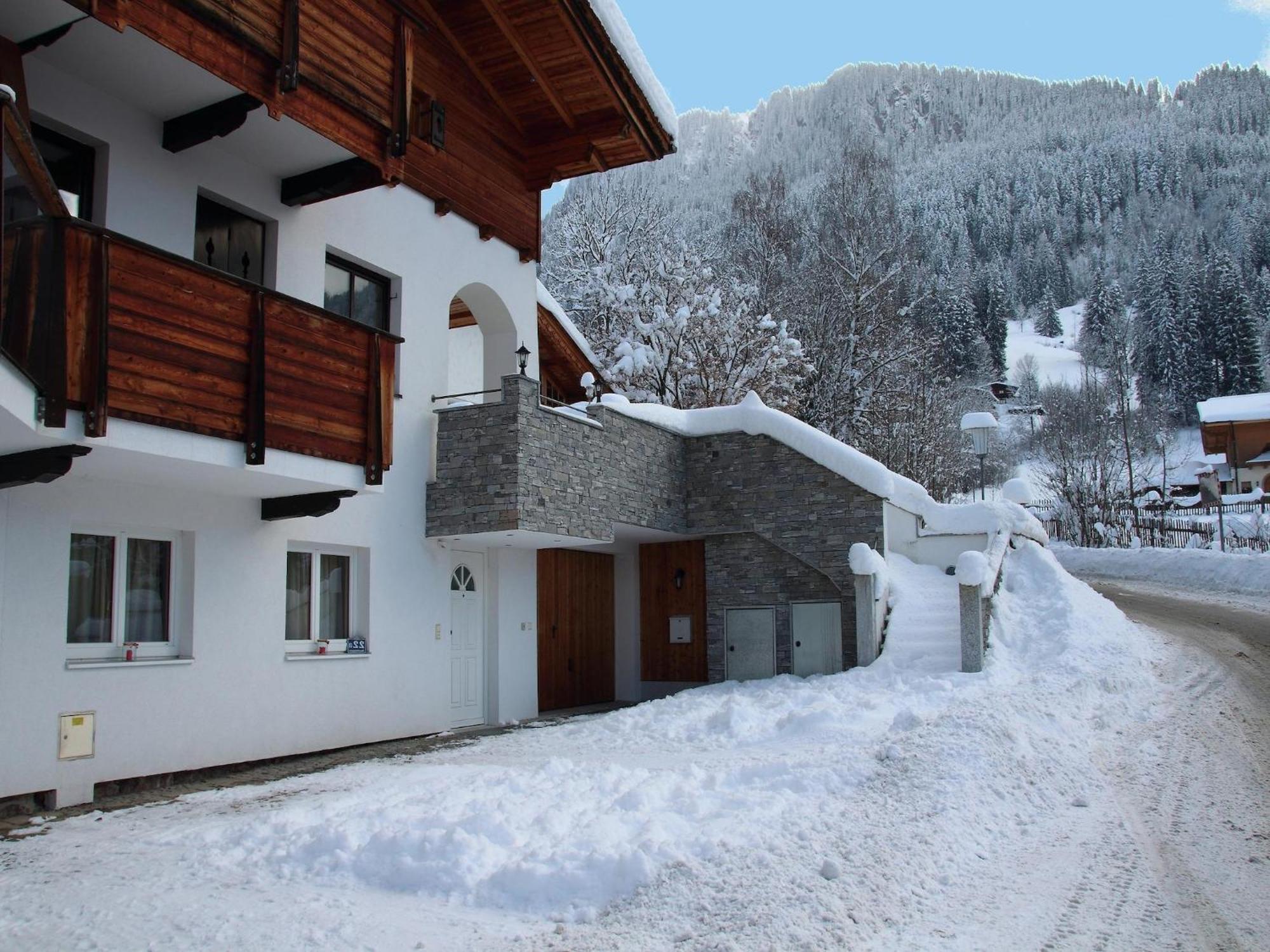 Apartment Near The Hahnenkamm Cable Car Kitzbühel Eksteriør billede